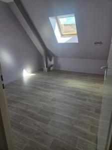 For rent Peroy-les-gombries 4 rooms 92 m2 Oise (60440) photo 4