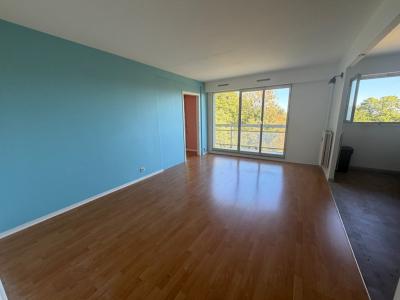 For sale Creusot 3 rooms 58 m2 Saone et loire (71200) photo 2
