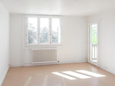 Louer Appartement 65 m2 Chauffailles