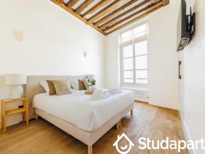 For rent Paris-3eme-arrondissement 2 rooms 90 m2 Paris (75003) photo 3