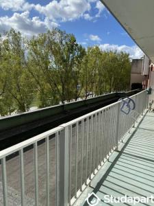 For rent Paris-19eme-arrondissement 4 rooms 88 m2 Paris (75019) photo 0