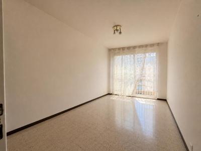 Louer Appartement 83 m2 Marseille-10eme-arrondissement