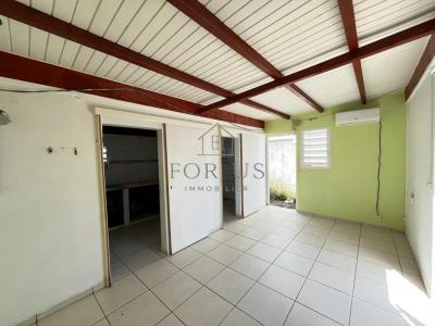 Acheter Maison 26 m2 Capesterre-belle-eau