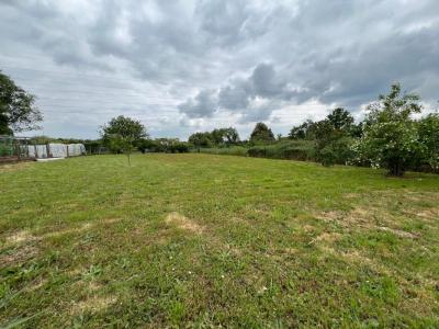 For sale Bouguenais 393 m2 Loire atlantique (44340) photo 0