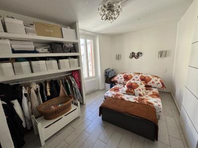 For sale CENTRE VILLAGE 3 rooms 63 m2 Vaucluse (84150) photo 4