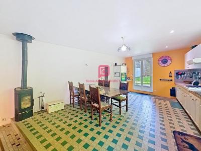 Acheter Maison Saint-quentin-les-anges 165000 euros