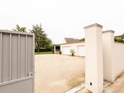 Acheter Parking 83 m2 Fresnes