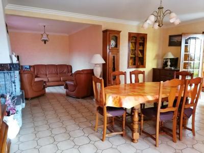 For sale Caro 6 rooms 125 m2 Morbihan (56140) photo 1