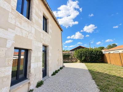 For sale Touvre 6 rooms 161 m2 Charente (16160) photo 0
