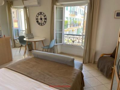 Louer Appartement 22 m2 Nice