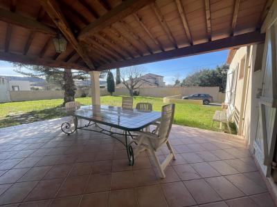 For sale PROXIMITE DOMAINE DE LA S 5 rooms 228 m2 Bouches du Rhone (13320) photo 0