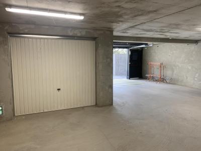 Louer Parking 13 m2 