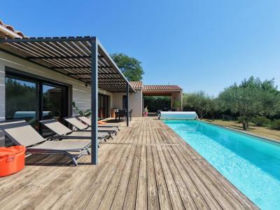 For sale Uzes 6 rooms 162 m2 Gard (30700) photo 0