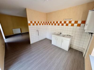 For rent Bourbonne-les-bains 2 rooms 67 m2 Haute marne (52400) photo 3