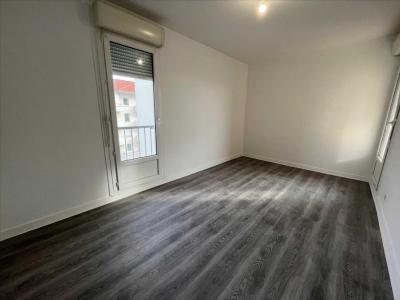 Louer Appartement Riom 655 euros