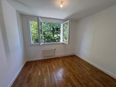 Louer Appartement Ecully 1420 euros