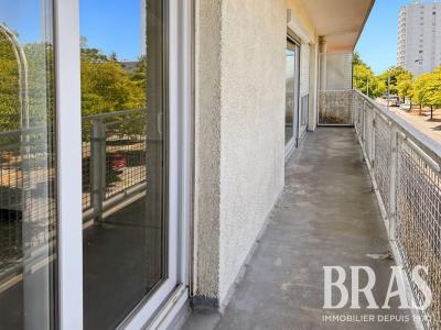 For sale Saint-herblain 5 rooms 87 m2 Loire atlantique (44800) photo 2