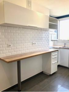 For rent Bois-colombes 2 rooms 40 m2 Hauts de Seine (92270) photo 2