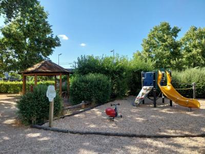 For rent Beaune 4 rooms 62 m2 Cote d'or (21200) photo 2
