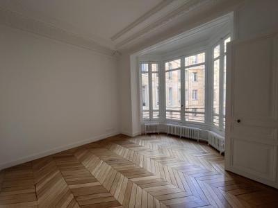 Louer Appartement Paris-17eme-arrondissement 6405 euros