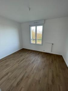 Louer Maison Cannes-ecluse 1177 euros