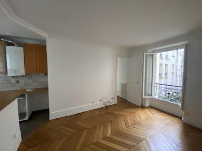 Louer Appartement 38 m2 Paris-17eme-arrondissement