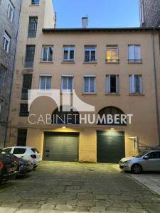 Louer Parking 10 m2 Saint-etienne