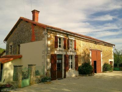 For sale Aunac NANTEUIL-EN-VALLEE 5 rooms 128 m2 Charente (16460) photo 1