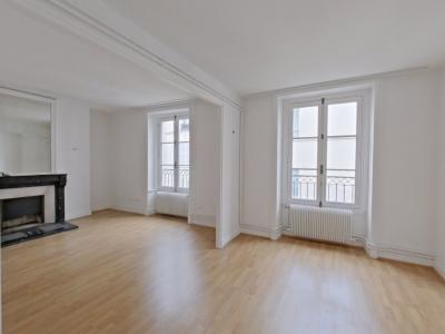 Louer Appartement Paris-1er-arrondissement 2437 euros