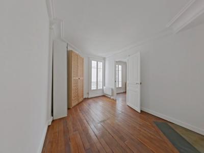 For sale Paris-17eme-arrondissement 2 rooms 29 m2 Paris (75017) photo 2