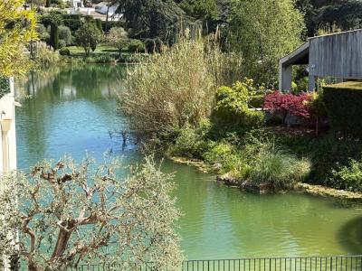Acheter Appartement 92 m2 Villeneuve-loubet
