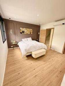 For sale Fontenay-sous-bois 5 rooms 159 m2 Val de Marne (94120) photo 3