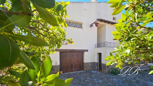 For sale Saleilles 4 rooms 132 m2 Pyrenees orientales (66280) photo 0