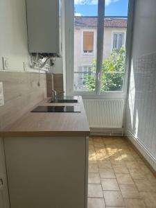 For rent Juvisy-sur-orge 2 rooms 29 m2 Essonne (91260) photo 2