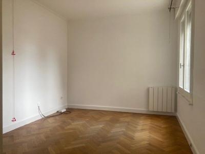 Louer Appartement 40 m2 Lyon-6eme-arrondissement