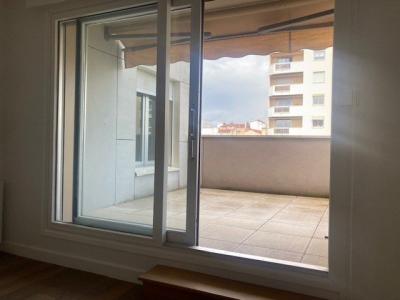 Louer Appartement Lyon-6eme-arrondissement Rhone