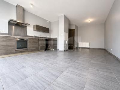 For rent Champagne-au-mont-d'or 1 room 35 m2 Rhone (69410) photo 0