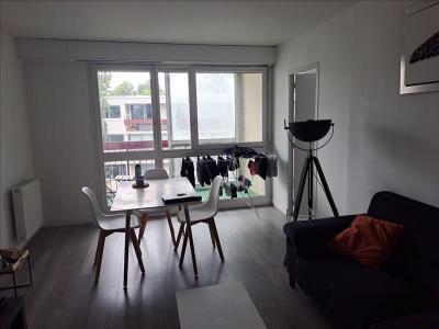 Louer Appartement 76 m2 Rennes