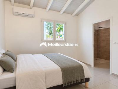 Louer Maison Abymes 1880 euros