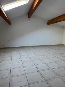 Annonce Location 5 pi�ces Appartement  30