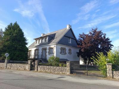 For sale Pontivy 7 rooms 131 m2 Morbihan (56300) photo 0