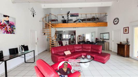 For sale Neschers 8 rooms 184 m2 Puy de dome (63320) photo 2