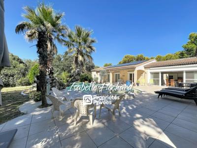 For sale Gareoult 7 rooms 208 m2 Var (83136) photo 1