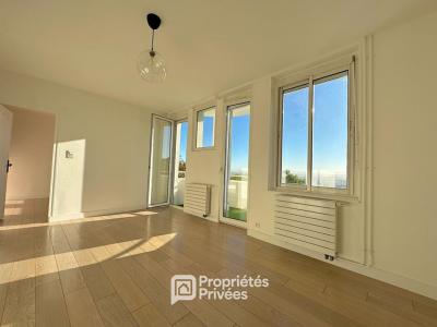 For sale Royat 2 rooms 44 m2 Puy de dome (63130) photo 2