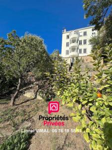 For sale Royat 2 rooms 44 m2 Puy de dome (63130) photo 4
