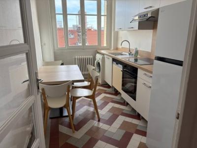 For rent Lyon-6eme-arrondissement 1 room 40 m2 Rhone (69006) photo 0