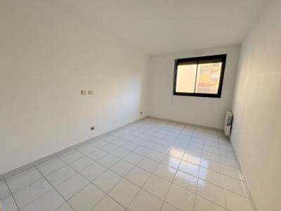 Louer Appartement Saint-laurent-du-var Alpes Maritimes