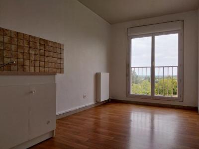 For rent Villeneuve-sur-yonne 4 rooms 80 m2 Yonne (89500) photo 1