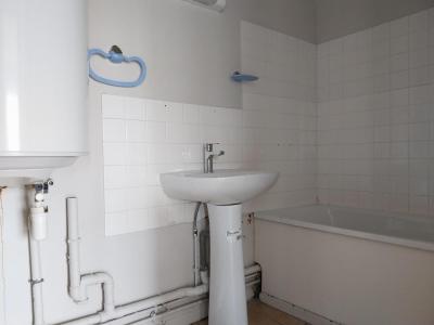 For rent Villeneuve-sur-yonne 4 rooms 80 m2 Yonne (89500) photo 2