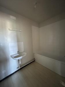 Louer Appartement Cheny 574 euros